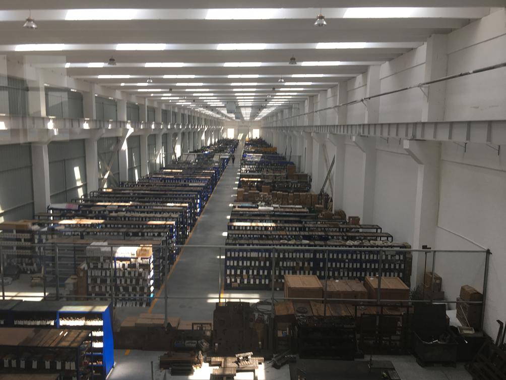 倉(cāng)庫(kù)照片